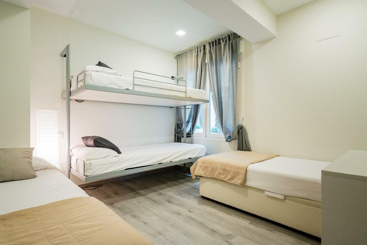 Exclusive Quietness In The Heart Of Madrid With Public Parking, Breakfast, 2 Bathrooms Esterno foto