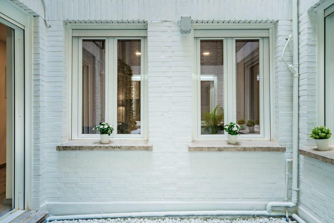 Exclusive Quietness In The Heart Of Madrid With Public Parking, Breakfast, 2 Bathrooms Esterno foto
