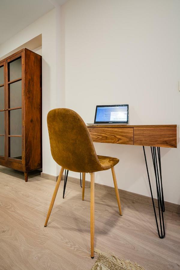 Exclusive Quietness In The Heart Of Madrid With Public Parking, Breakfast, 2 Bathrooms Esterno foto
