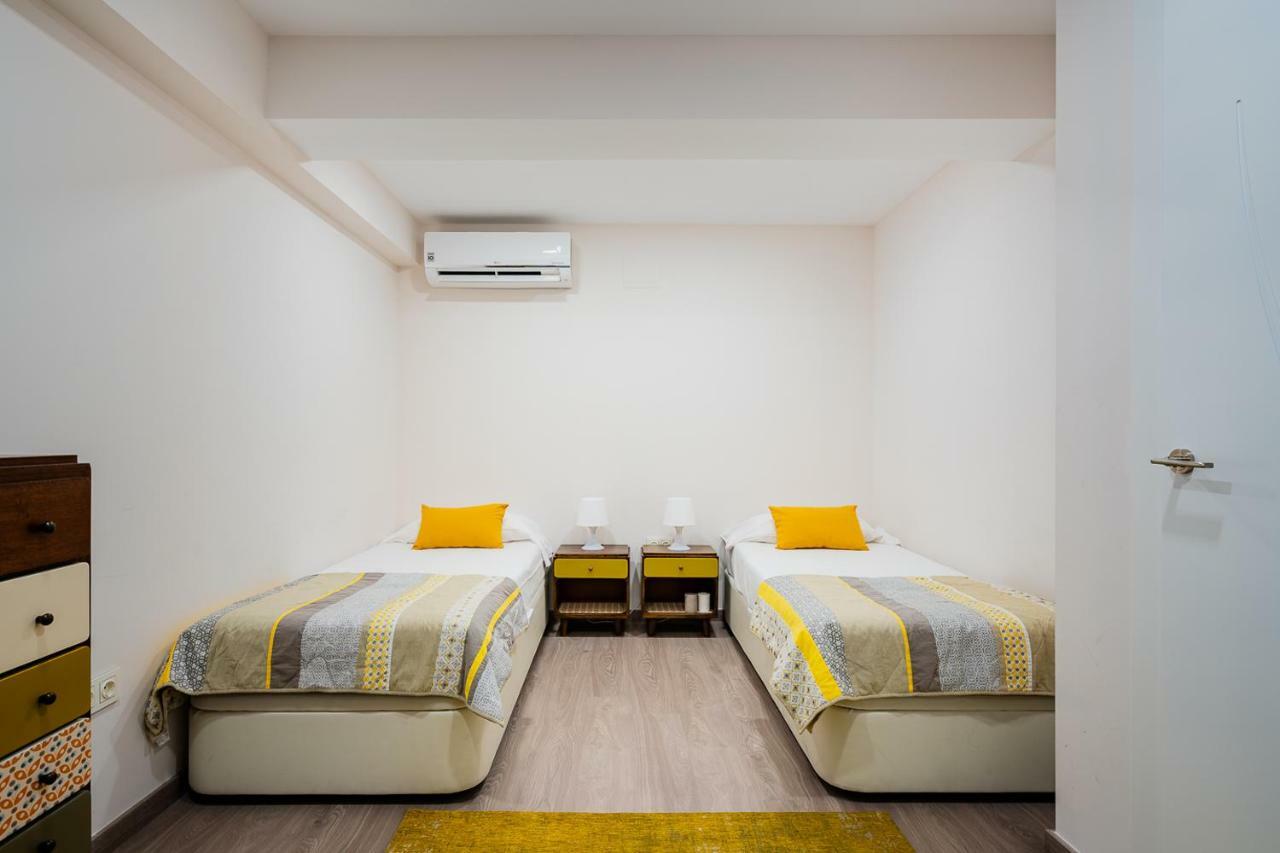 Exclusive Quietness In The Heart Of Madrid With Public Parking, Breakfast, 2 Bathrooms Esterno foto
