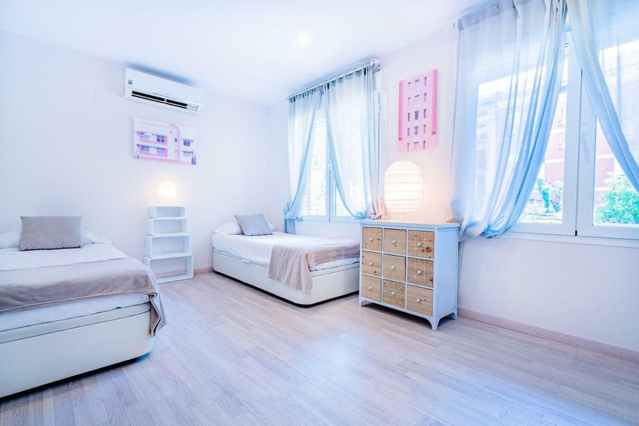 Exclusive Quietness In The Heart Of Madrid With Public Parking, Breakfast, 2 Bathrooms Esterno foto