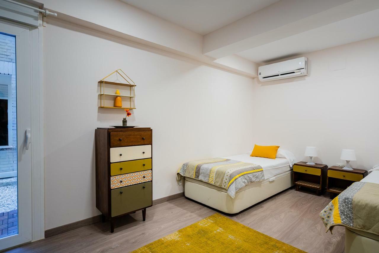 Exclusive Quietness In The Heart Of Madrid With Public Parking, Breakfast, 2 Bathrooms Esterno foto